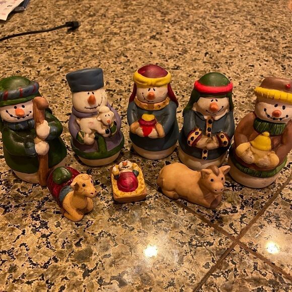Little wise Snowmen nativity scene - Picture 2 of 10